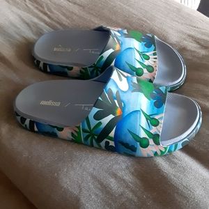 Melissa floral slides sz 8